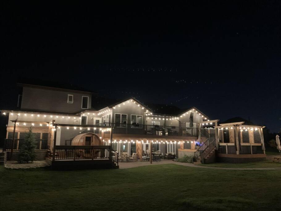 Dragonfly Inn Loft Suite 셔우드파크 외부 사진